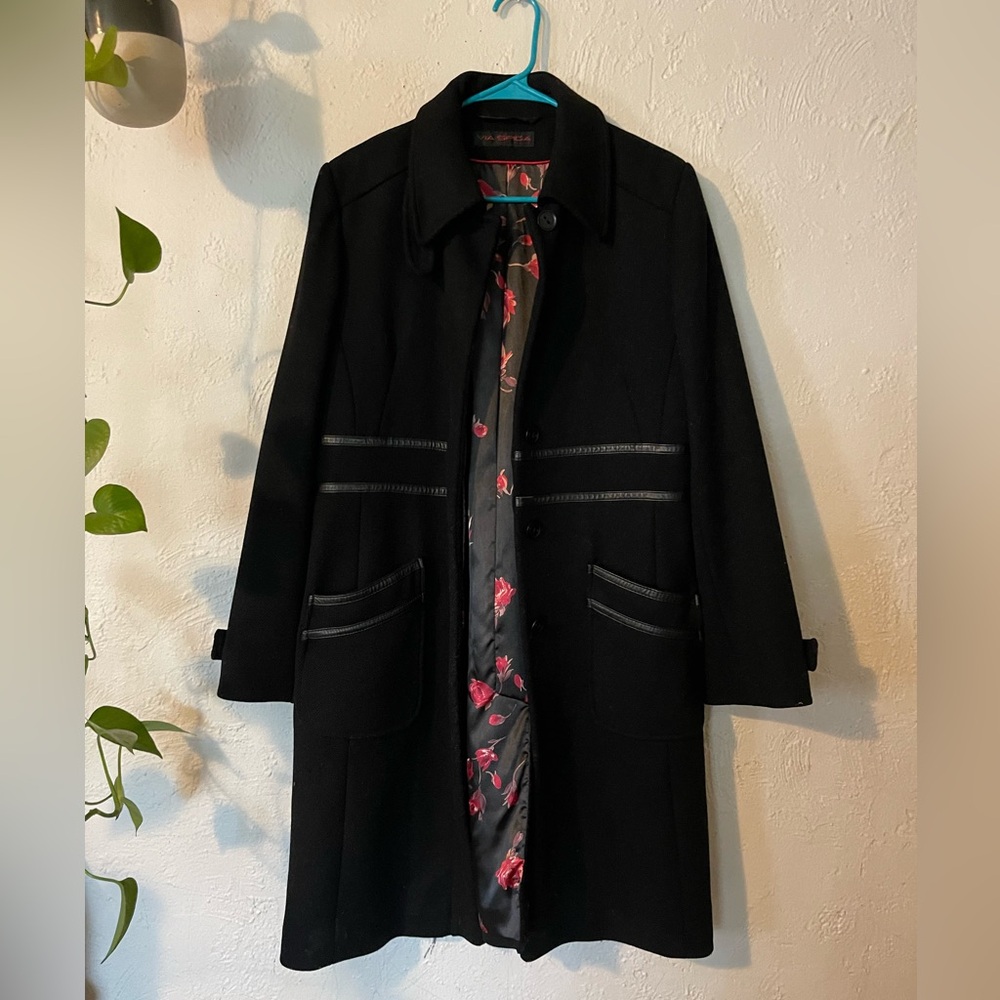 Via Spiga Black Trench Coat with Floral Lining